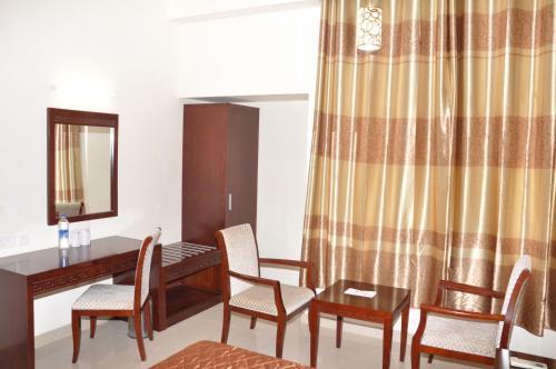 Отель Alps Residency Krishnagiri Номер фото